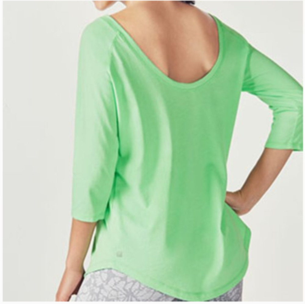 Fabletics Palisades Fuss-Free elegance tee shirt, 3/4 sleeve, green, NWT, Size S